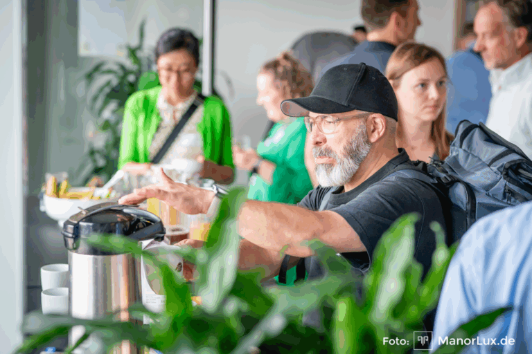 Web_de_Cologne StartupBreakfast August2025-18