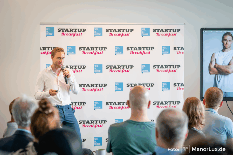 Web_de_Cologne StartupBreakfast August2025-38