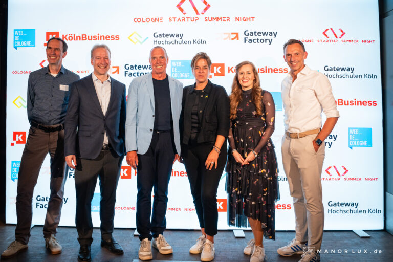 Startup_Summer_Night_2026_by_Team_ManorLux.de2376 (1)